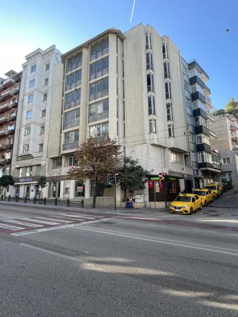 BURSA OSMANGAZİ'DE 1.253 M2 8 KATLI SATILIK BİNA